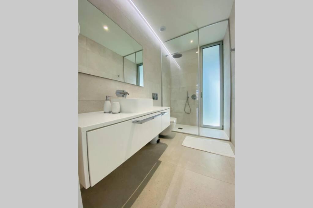 Luxury Villa - New Building With Panoramic Sea View Costa Adeje  Eksteriør billede
