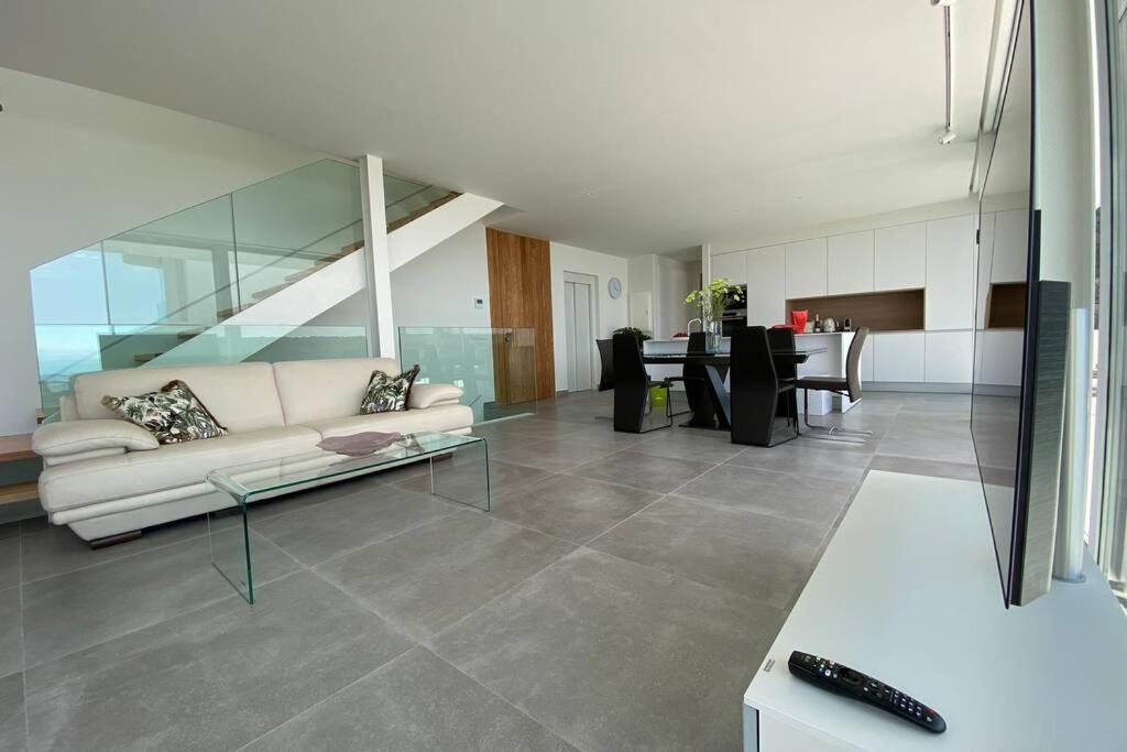 Luxury Villa - New Building With Panoramic Sea View Costa Adeje  Eksteriør billede
