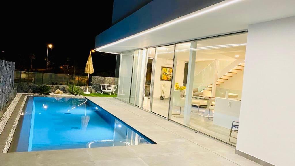 Luxury Villa - New Building With Panoramic Sea View Costa Adeje  Eksteriør billede